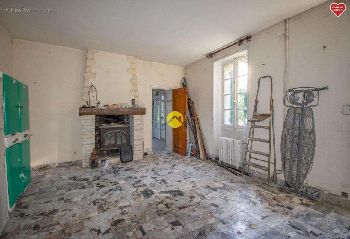 Immeuble au centre Le Bugue - photo 4