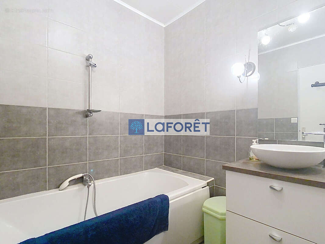 Maison Bussieres Les Belmont 4 pièce(s) 106 m2 - photo 5