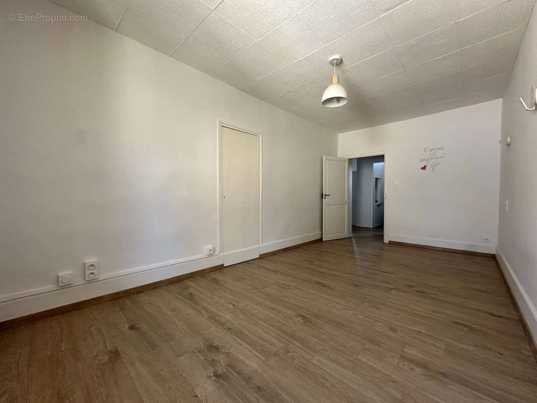 Appartement à VENERQUE