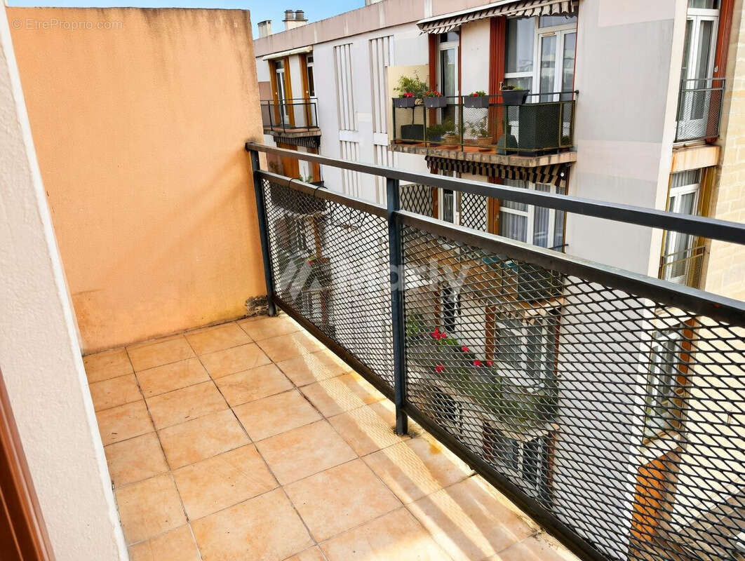 Appartement à ROSNY-SOUS-BOIS