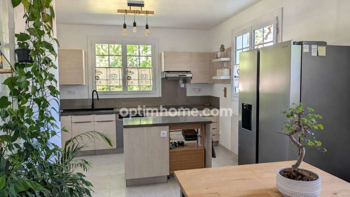 Propriété d'exception CESTAS REJOUIT 235 m2 6 chambres garage et piscine - photo 6