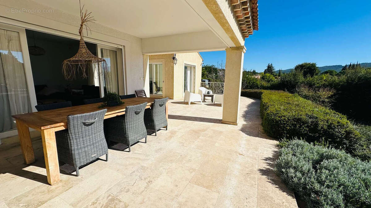 Maison à VAISON-LA-ROMAINE