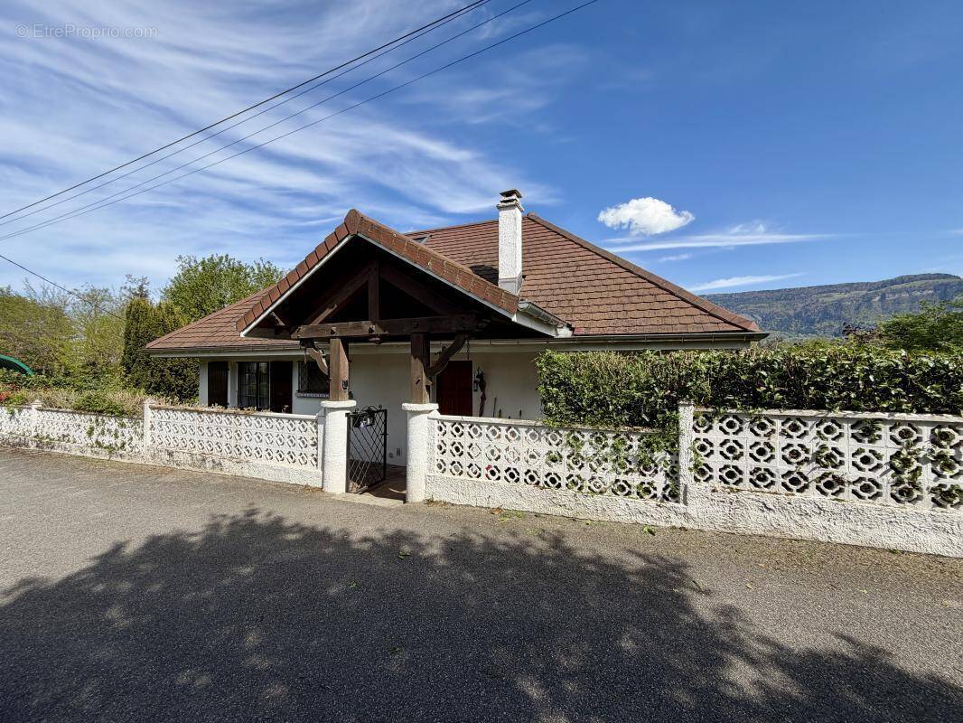 Maison à FEIGERES