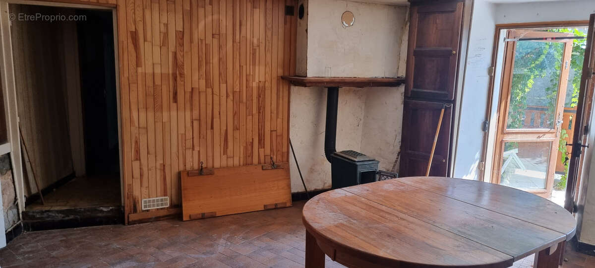 Maison à SAINT-JEAN-DE-LA-PORTE