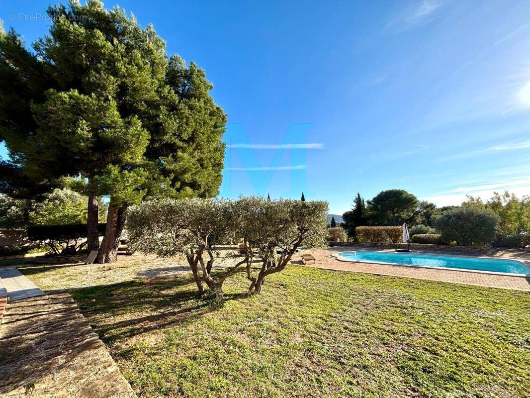 Maison à LA CADIERE-D'AZUR