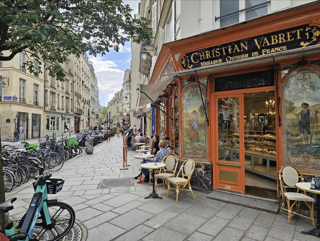 Appartement à PARIS-4E