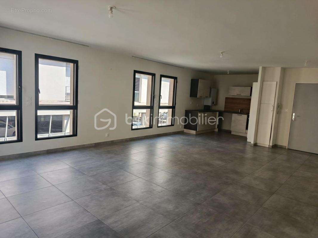 Appartement à ROMANS-SUR-ISERE