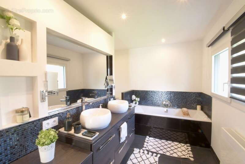 Maison à WATTIGNIES