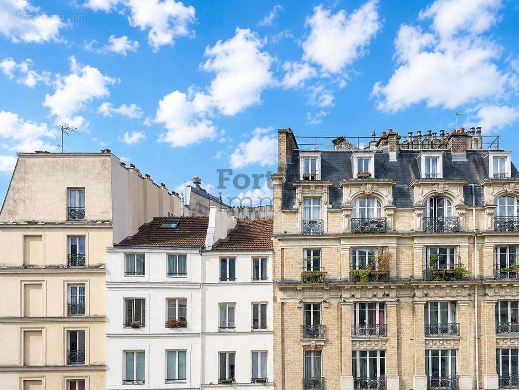 Appartement à PARIS-1E