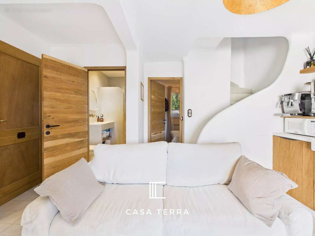 Maison à PORTO-VECCHIO