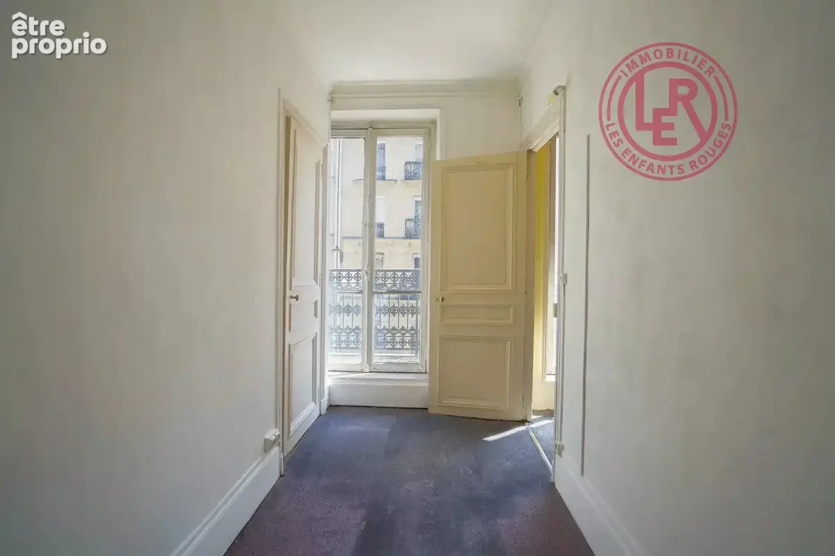 PARIS 6ème - BON MARCHE - SAINT PLACIDE - Appartement 5 pièces - 3 chambres - Balcon - photo 5