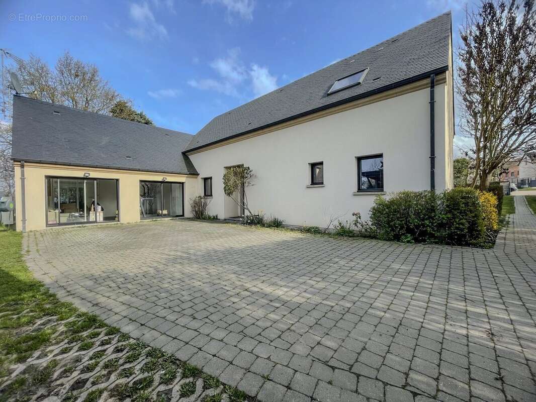 Maison 255 m² à Vernon  - photo 9