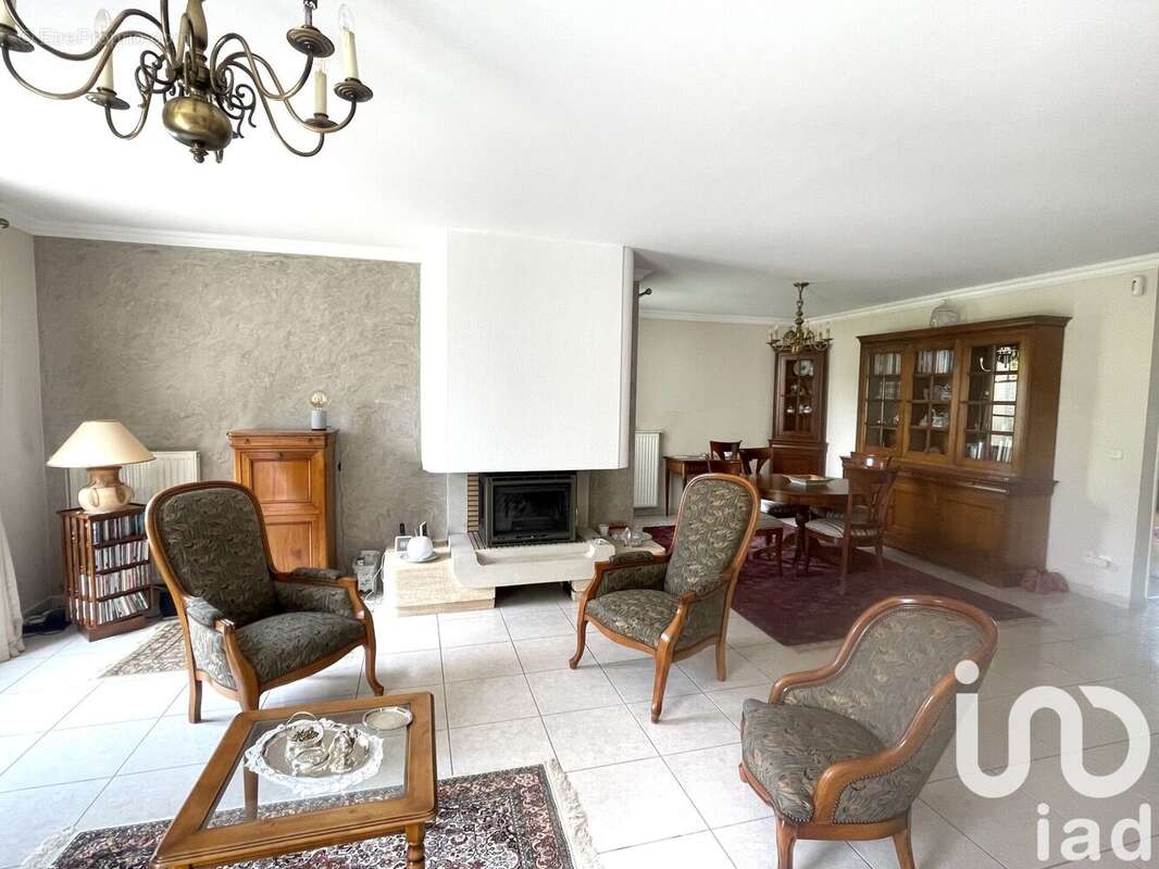 Photo 2 - Maison à MANDRES-LES-ROSES