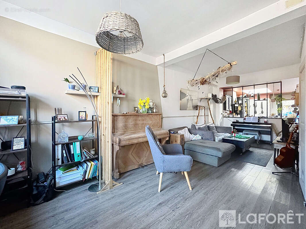 Maison à SAILLY-SUR-LA-LYS