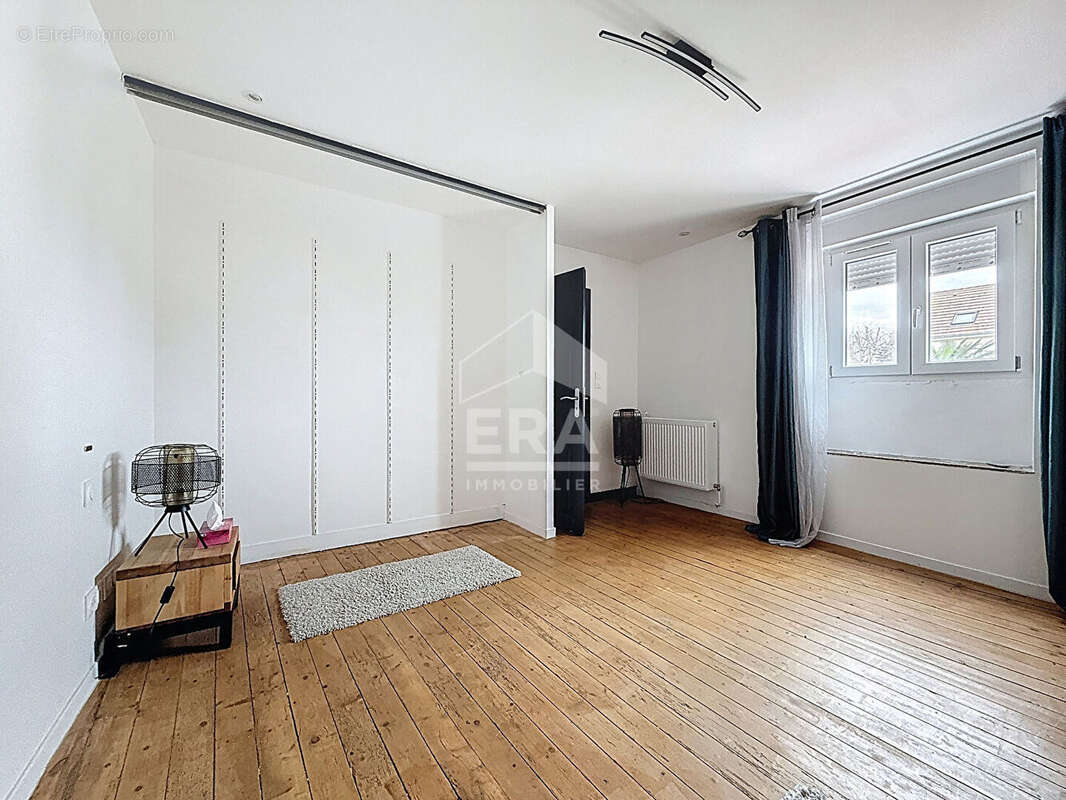 Maison à BOUTERVILLIERS