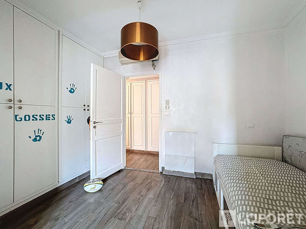 Appartement à ROQUEBRUNE-CAP-MARTIN