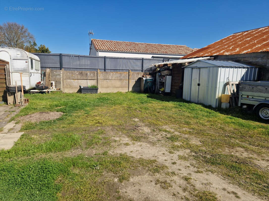 Maison à SALLERTAINE