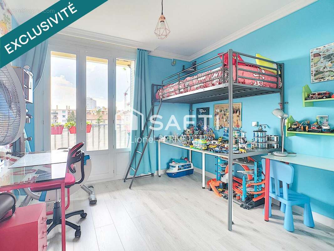 Photo 5 - Appartement à VILLEURBANNE