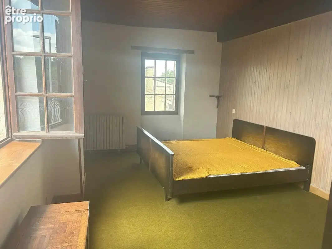 Maison de caractère avec grandes dépendances et jardin de 1 200 m² - photo 9