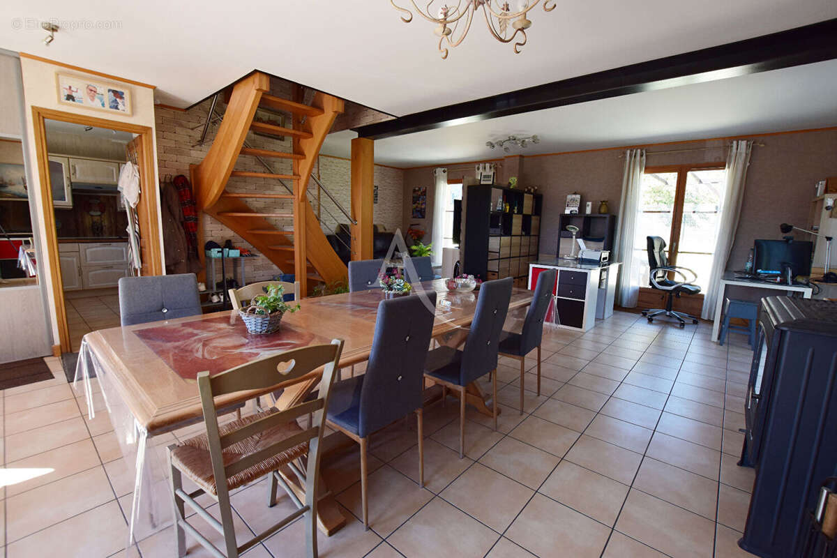 Maison à RAMPILLON