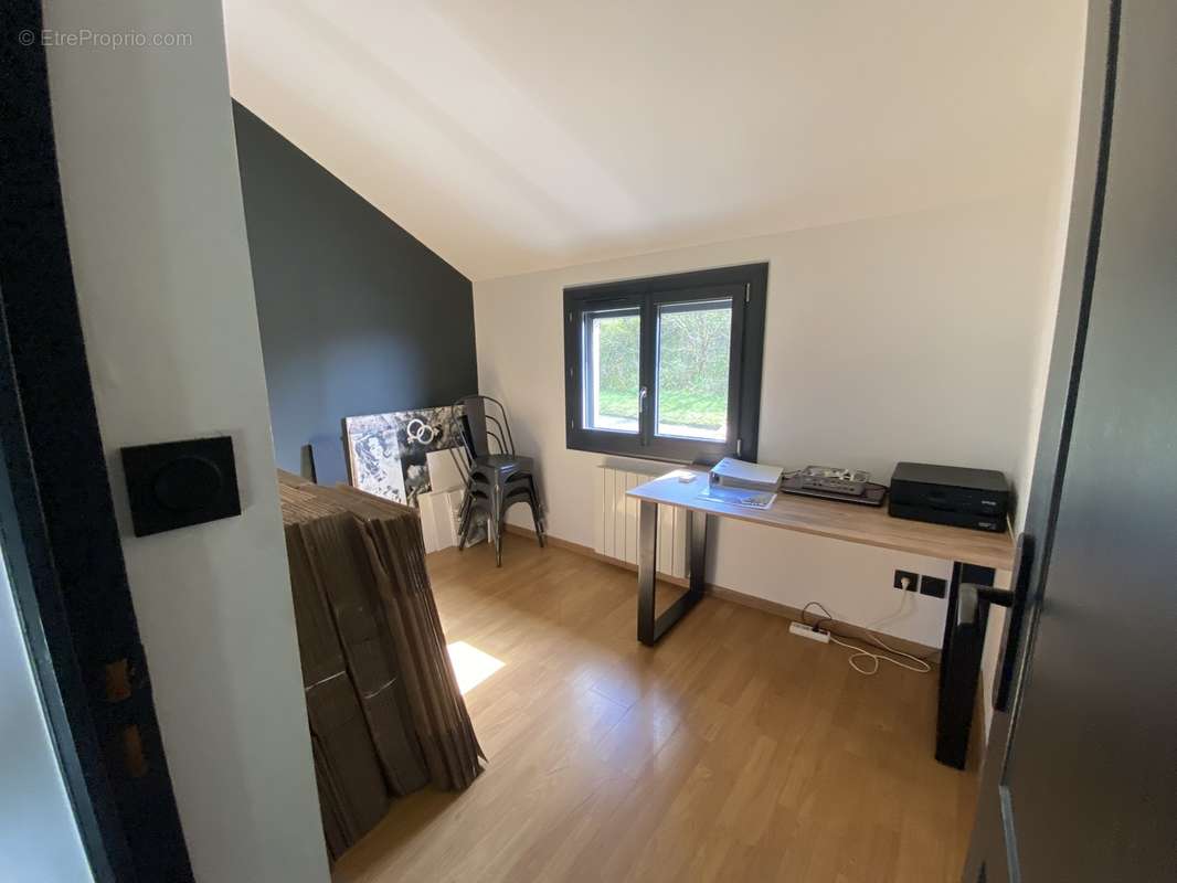 Maison de 160 m² sur un terrain de 1500 m² - photo 8