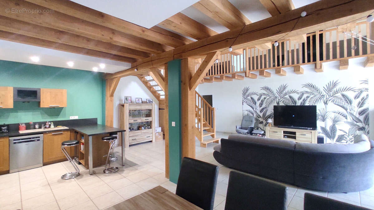 Maison à CHATELLERAULT