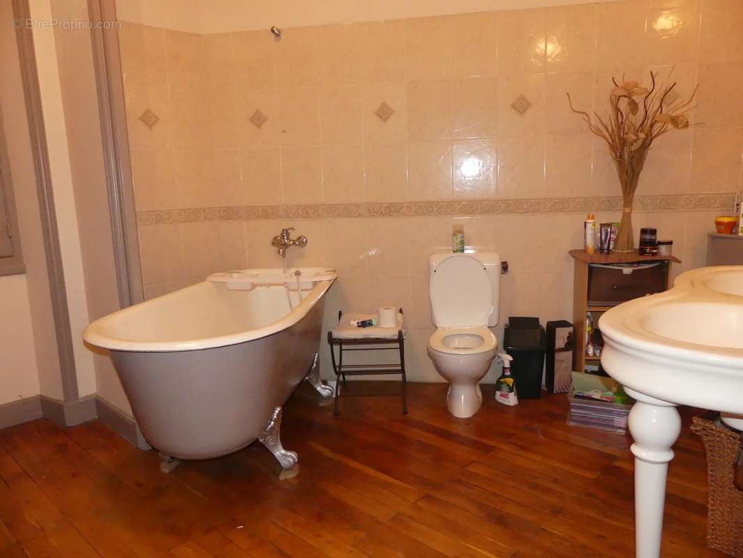 Maison à LE CREUSOT