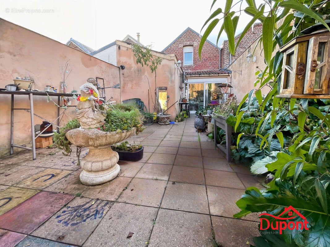 Maison à SAINT-QUENTIN