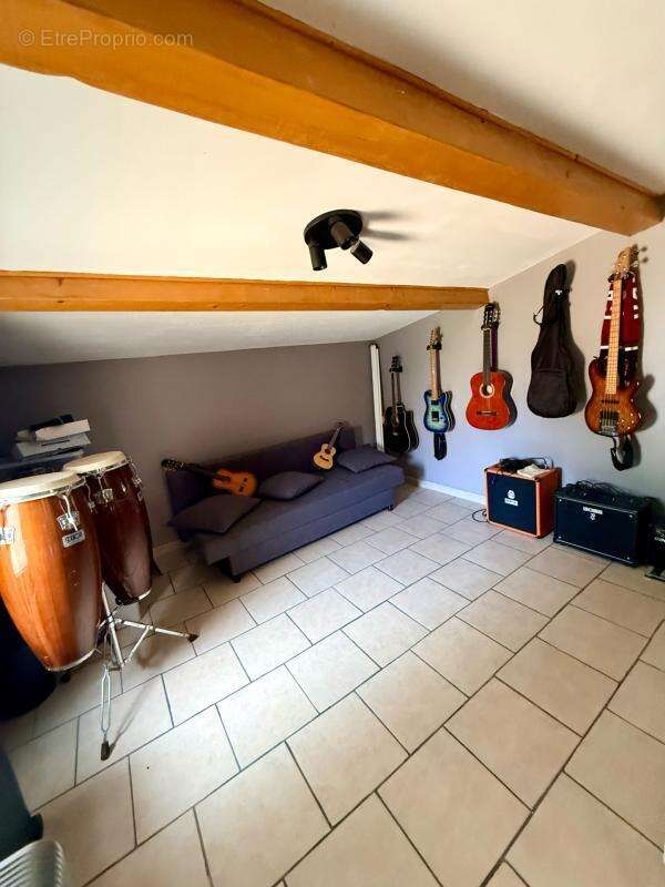 Maison plain-pied de type 5  avec garage - photo 10