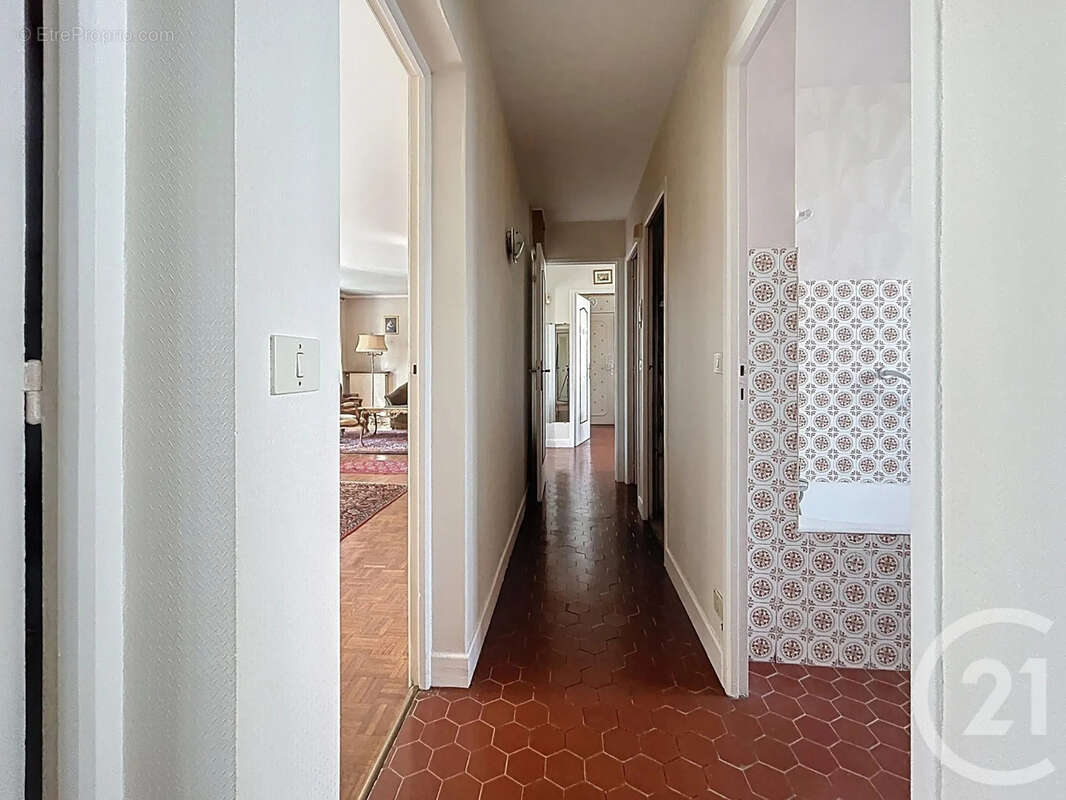 Maison à LE MEE-SUR-SEINE