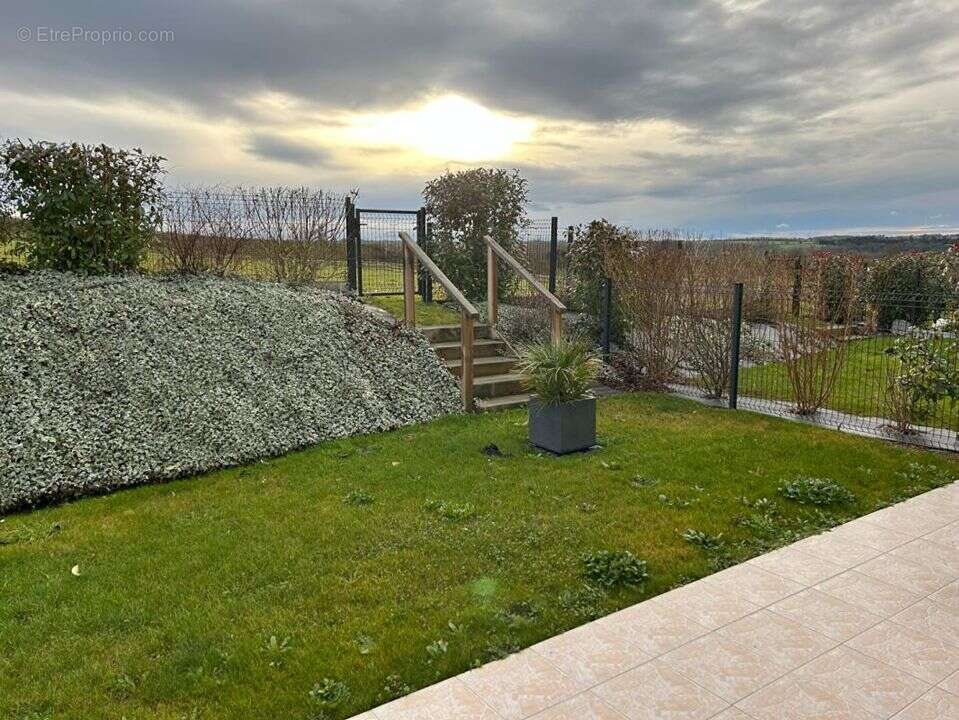 Appartement à FLEURY-SUR-ORNE