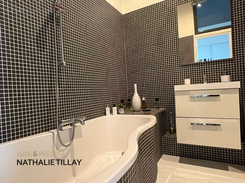 Orleans hyper centre, appartement loft à vendre, avec patio, terrasse  de 150 M²? salle de sport, garage - photo 17