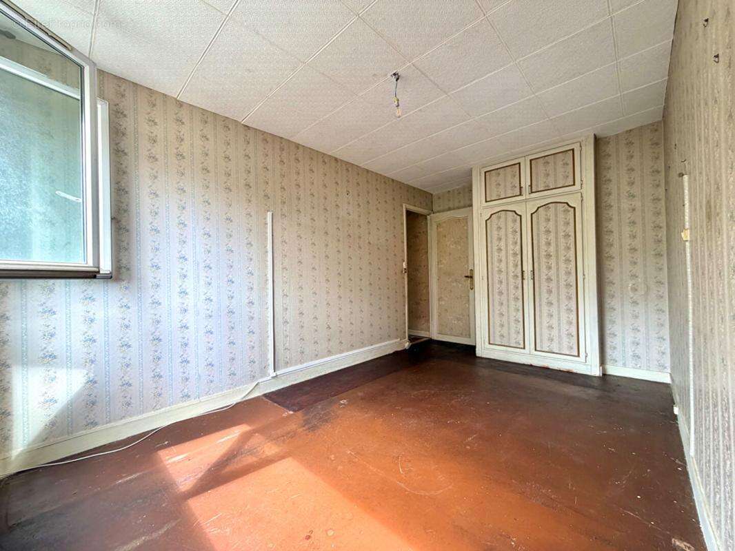 Appartement à MAISONS-ALFORT