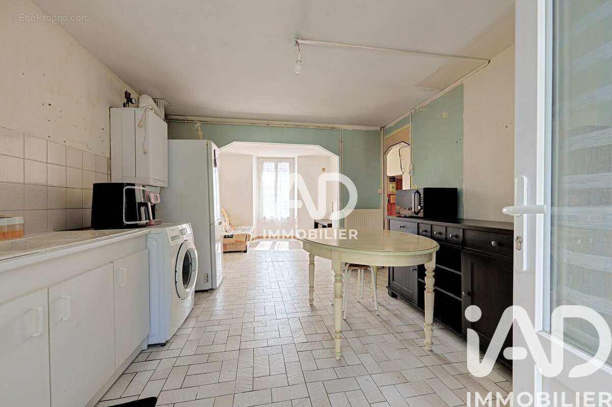 Maison 122 m² à Torcy  - photo 4