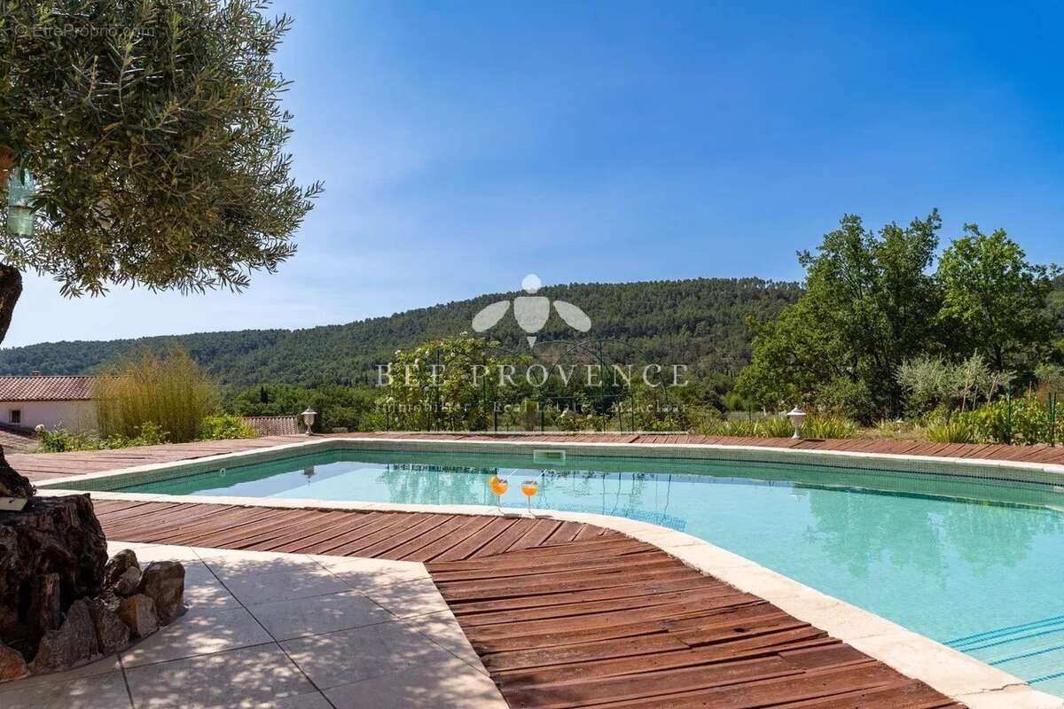 Villa de qualité au calme avec vue et piscine - photo 4