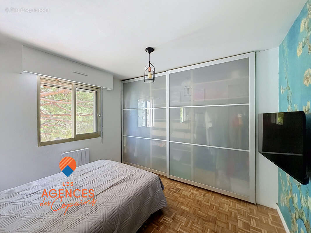 Saint-mandrier, pin rolland, magnifique t6, 135 m2 avec terrasse, plage et commerces a pied - photo 6