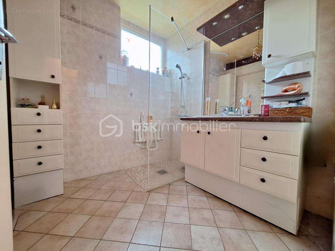 Maison à NEUVY-EN-SULLIAS