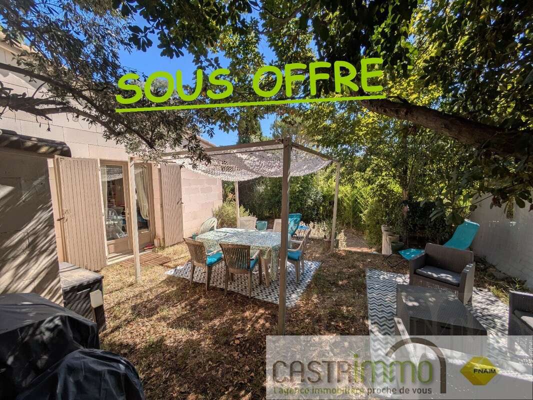 Maison à CASTRIES