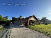 Maison à SAINT-GENCE