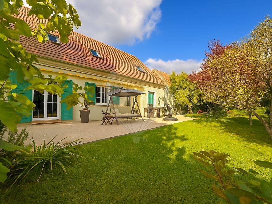 Maison à SAINT-WITZ