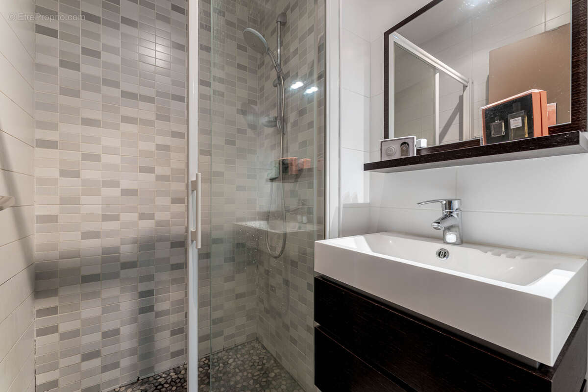 Appartement à TASSIN-LA-DEMI-LUNE