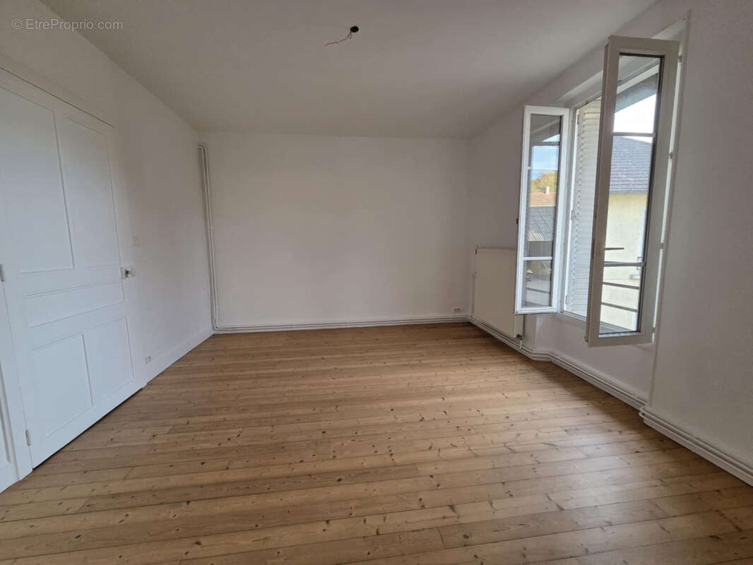 Appartement à LE DONJON