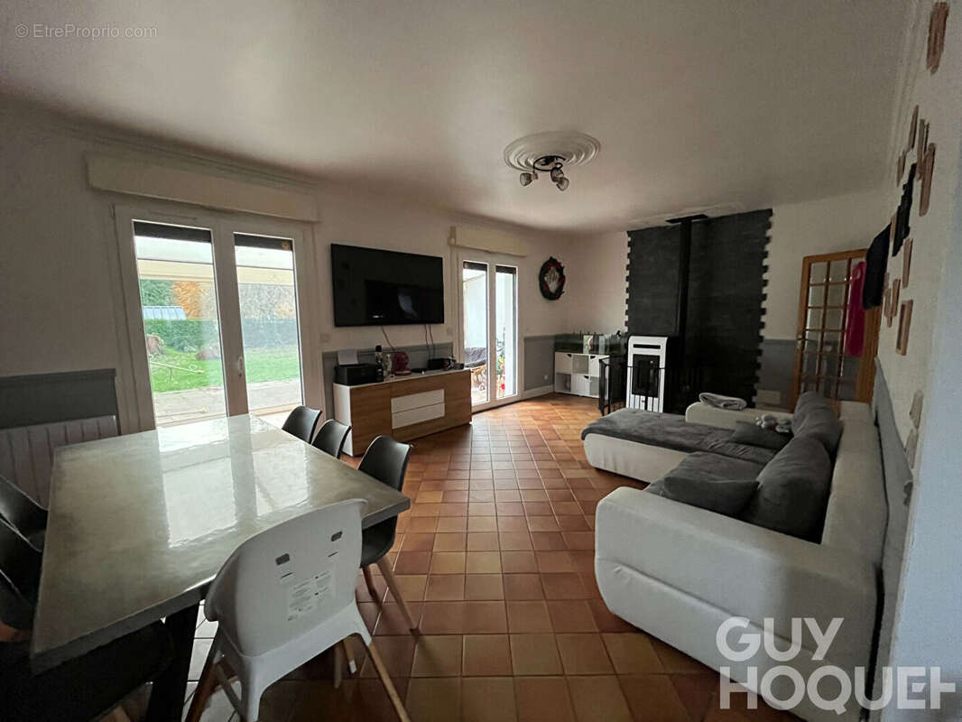 Maison à CLOYES-SUR-LE-LOIR