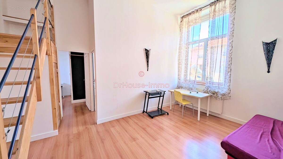 Appartement à SAINT-ETIENNE