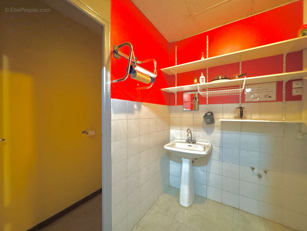 Commerce à MARSEILLE-15E