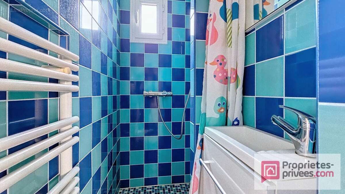 Maison à LES MATHES