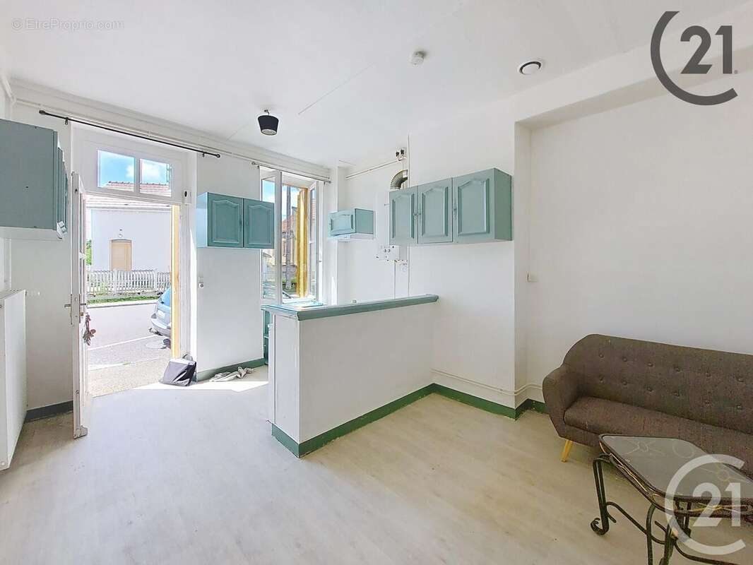 Autre à BRIENON-SUR-ARMANCON