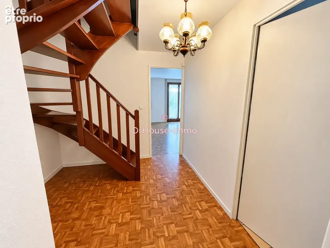 Maison 4 pièces 80 m² à vendre à Emerainville (77184) - photo 23