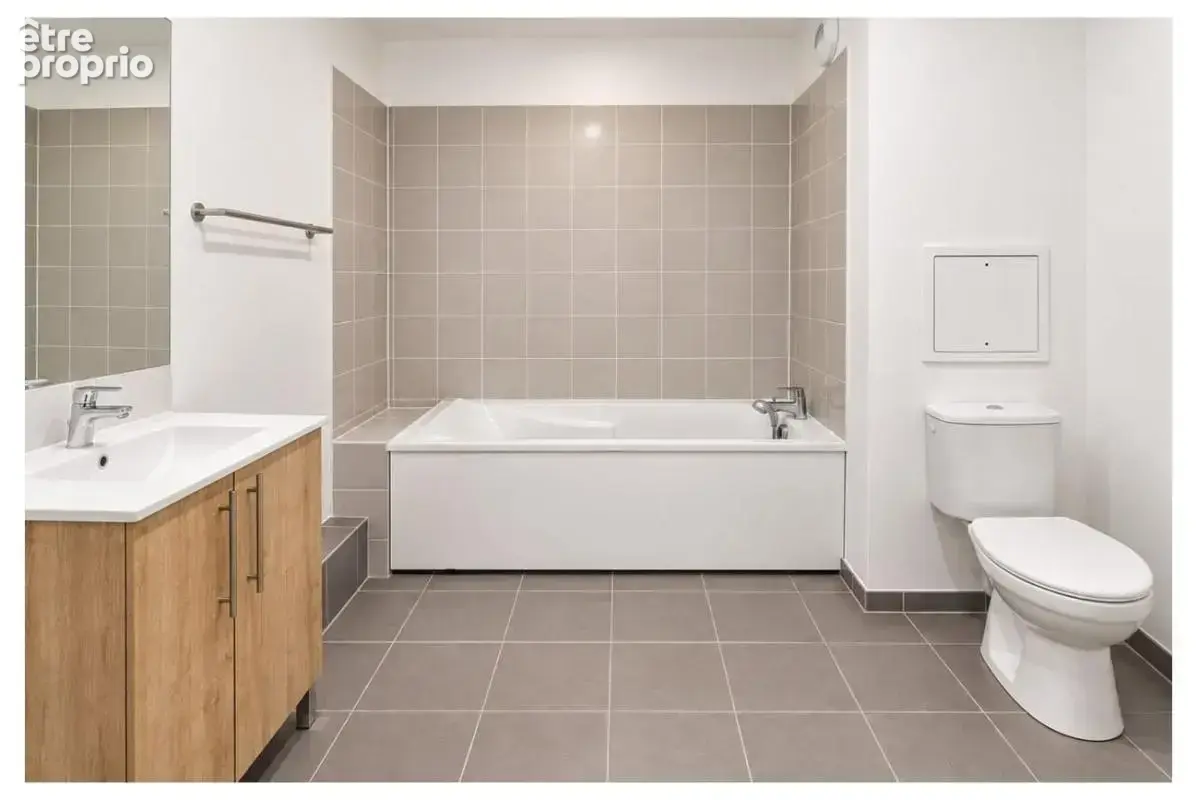 Appartement T4 de 82m² à Île-Saint-Denis - photo 5