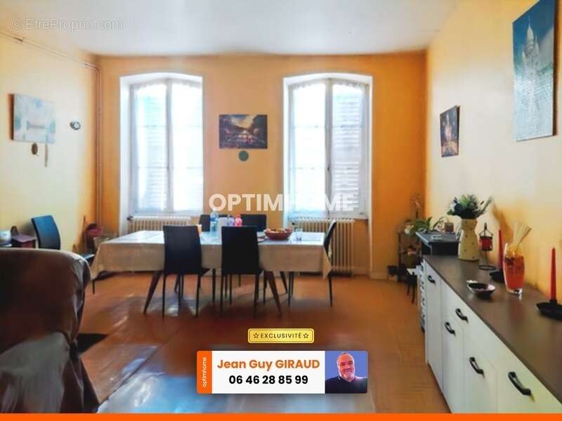 Appartement à THIERS